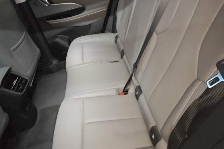 Used Buick E5 2025 Model 620KM Prestige Edition Left Rear Seat