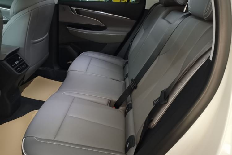 Used Buick E5 2025 Model 620KM Prestige Edition Left Rear Seat
