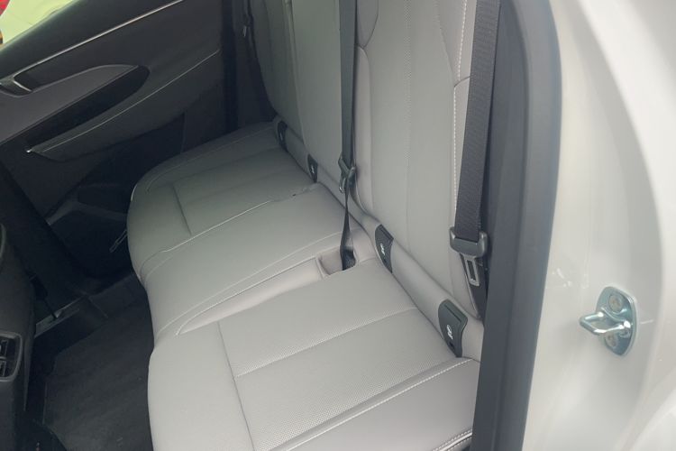 Used Buick E5 2025 Model 620KM Prestige Edition Left Rear Seat