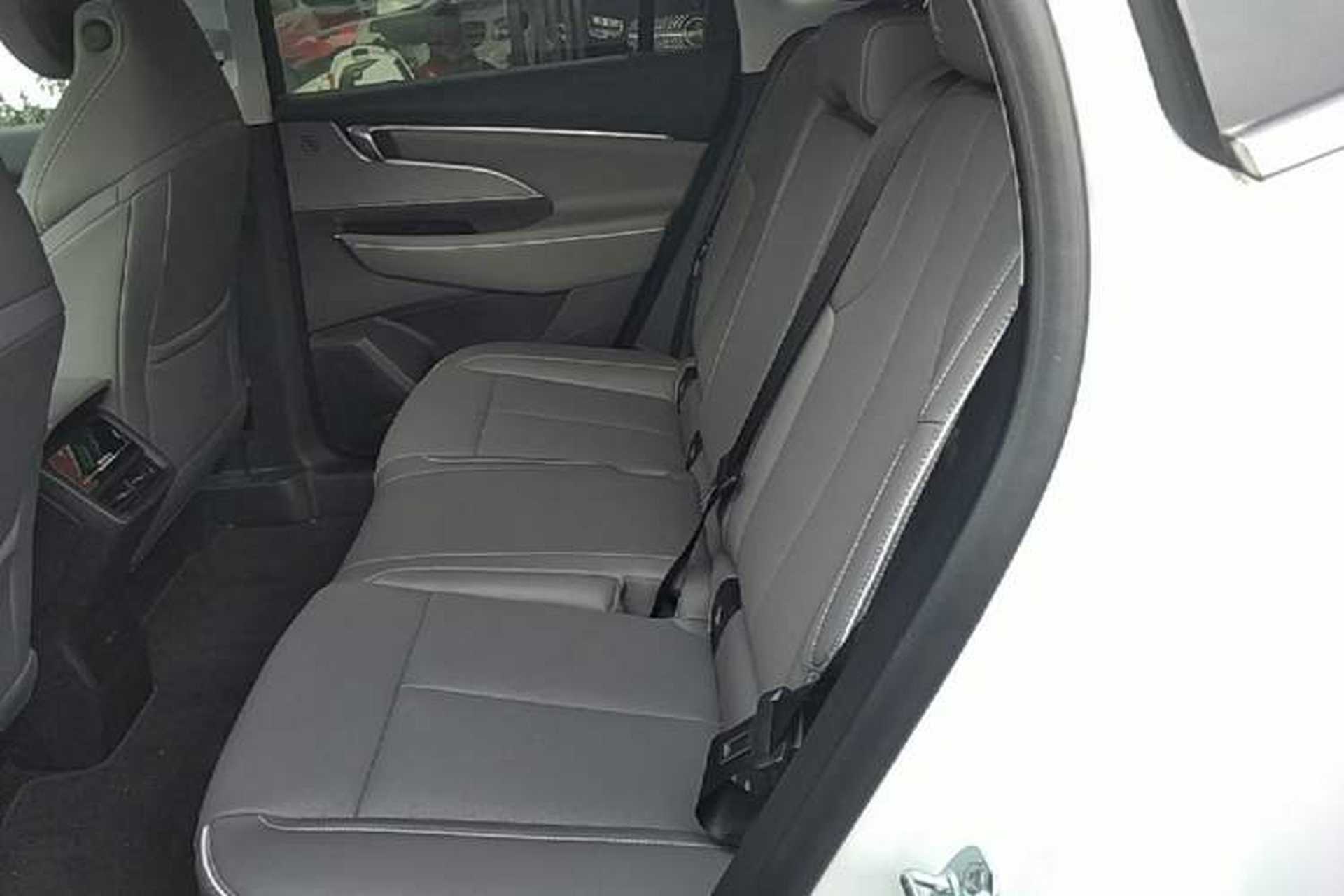 Used Buick E5 2025 Model 620KM Prestige Edition Left Rear Seat