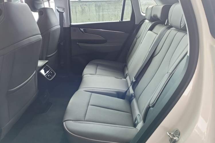 Used Buick E5 2025 Model 620KM Prestige Edition Left Rear Seat