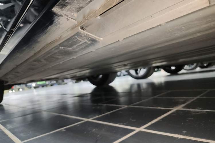 Used Buick E5 2025 Model 620KM Prestige Edition Left Side Sill