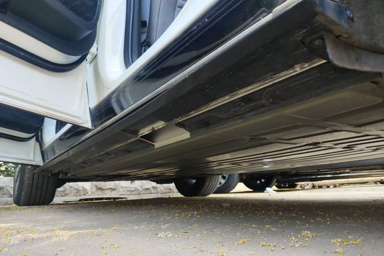 Used Buick E5 2025 Model 620KM Prestige Edition Left Side Sill