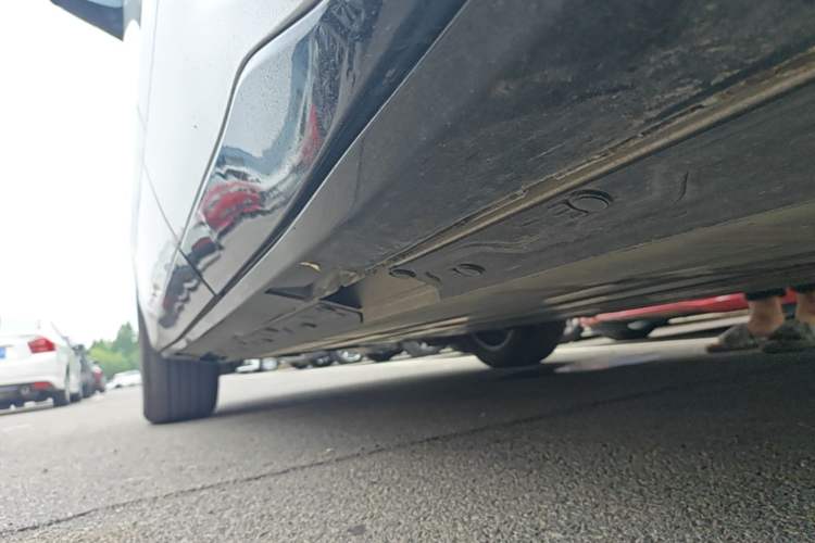Used Buick E5 2025 Model 620KM Prestige Edition Left Side Sill