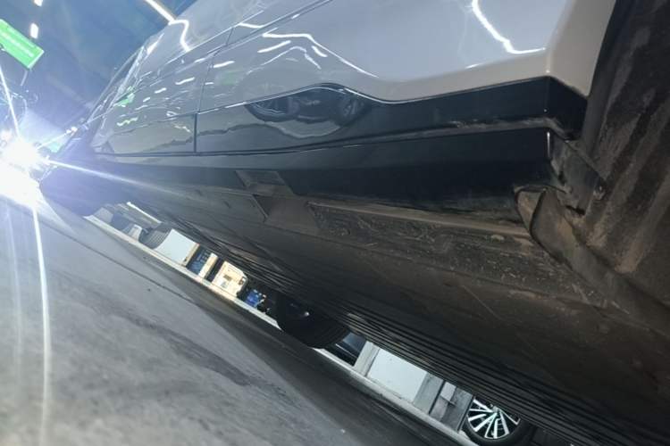 Used Buick E5 2025 Model 620KM Prestige Edition Left Side Sill