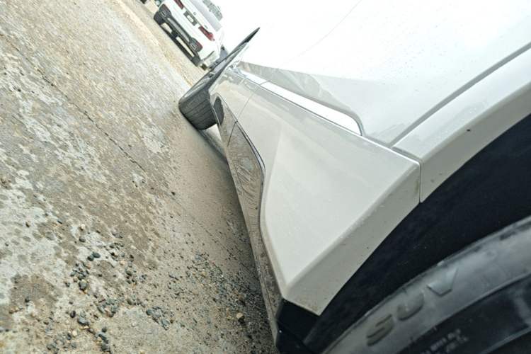 Used Buick E5 2025 Model 620KM Prestige Edition Left Side Sill
