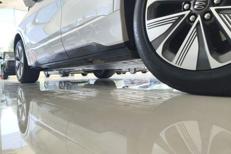 Used Buick E5 2025 Model 620KM Prestige Edition Left Side Sill