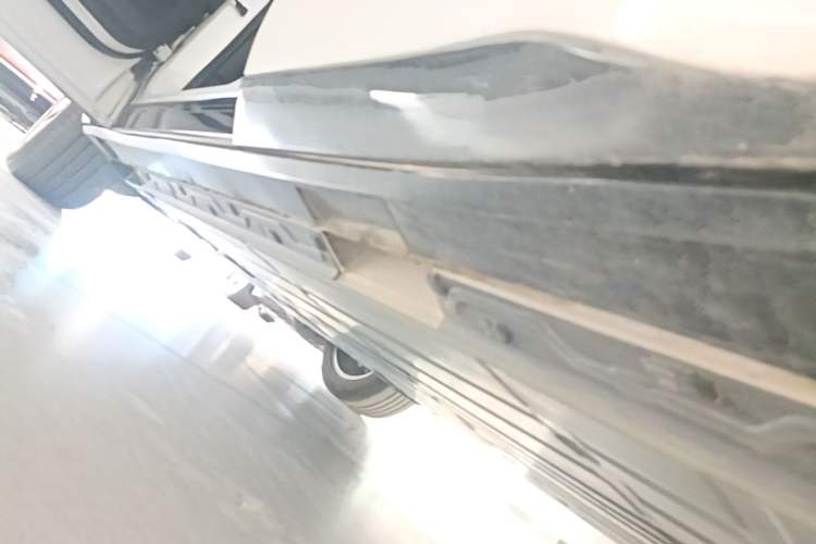 Used Buick E5 2025 Model 620KM Prestige Edition Left Side Sill