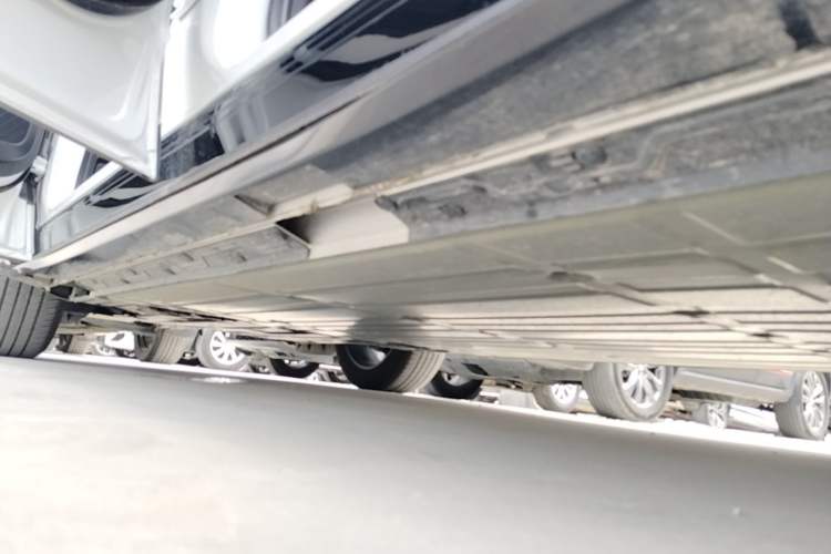 Used Buick E5 2025 Model 620KM Prestige Edition Left Side Sill