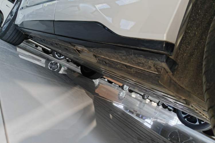 Used Buick E5 2025 Model 620KM Prestige Edition Left Side Sill