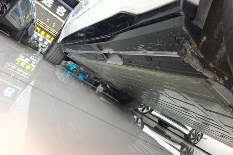 Used Buick E5 2025 Model 620KM Prestige Edition Left Side Sill