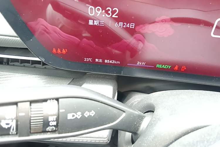Used Buick E5 2025 Model 620KM Prestige Edition Odometer Close Up