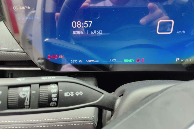 Used Buick E5 2025 Model 620KM Prestige Edition Odometer Close Up