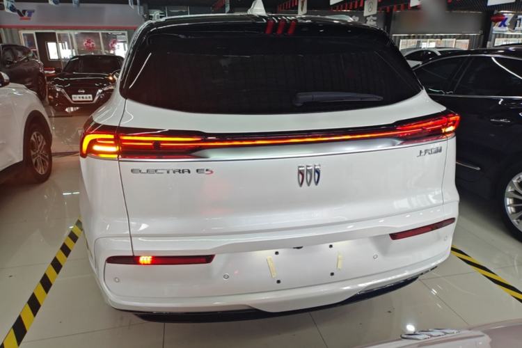 Used Buick E5 2025 Model 620KM Prestige Edition Rear