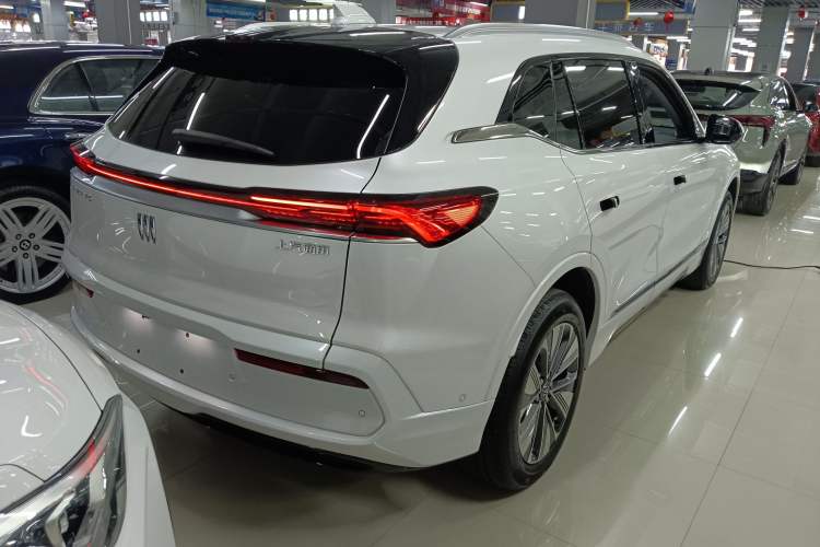 Used Buick E5 2025 Model 620KM Prestige Edition Rear Right 45 Deg