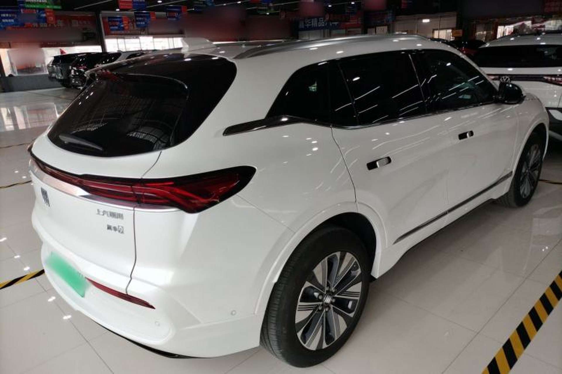 Used Buick E5 2025 Model 620KM Prestige Edition Rear Right 45 Deg