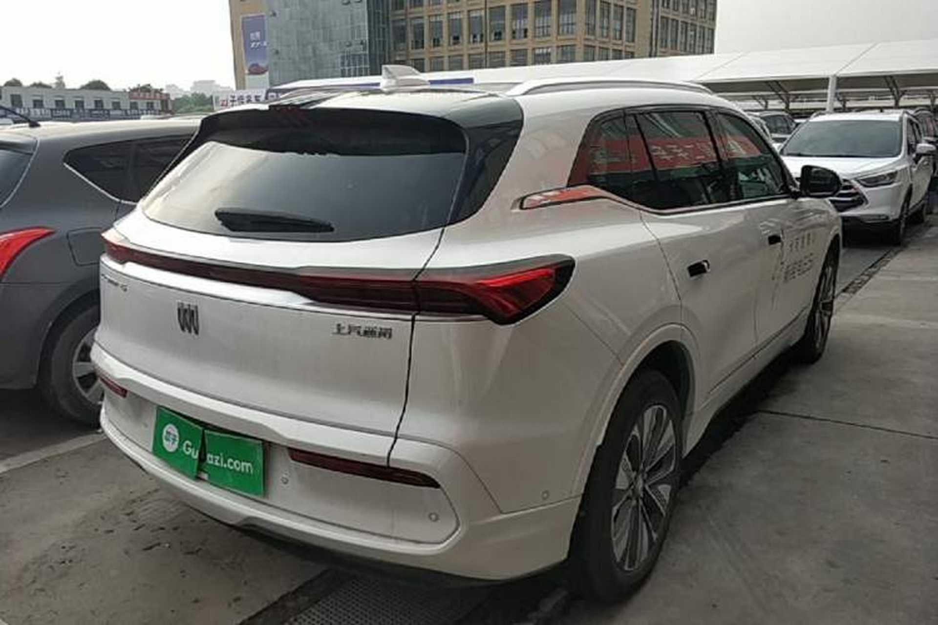 Used Buick E5 2025 Model 620KM Prestige Edition Rear Right 45 Deg