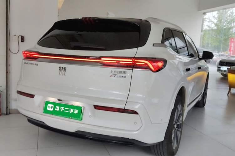 Used Buick E5 2025 Model 620KM Prestige Edition Rear Right 45 Deg