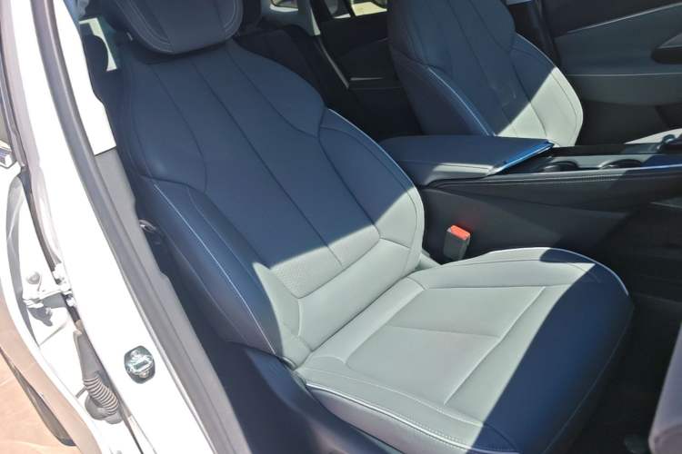 Used Buick E5 2025 Model 620KM Prestige Edition Right Front Seat