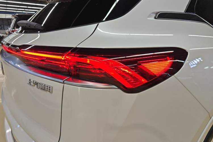 Used Buick E5 2025 Model 620KM Prestige Edition Right Rear Taillight