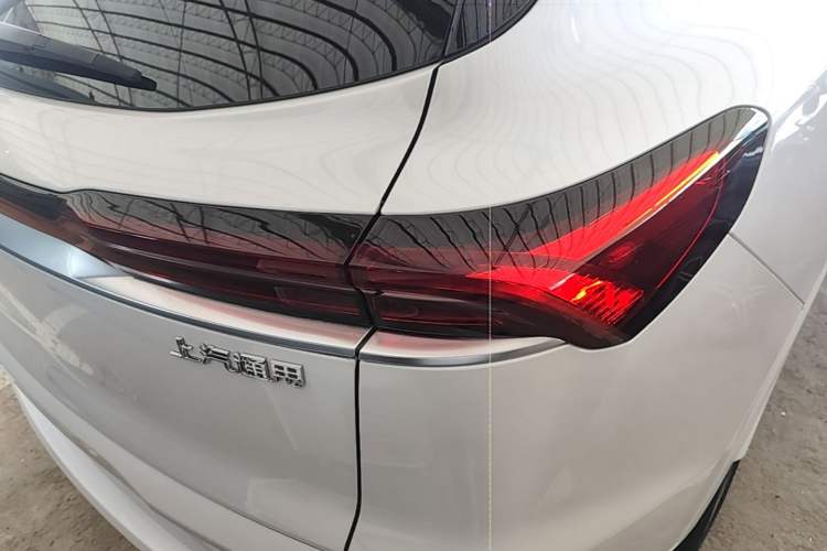 Used Buick E5 2025 Model 620KM Prestige Edition Right Rear Taillight