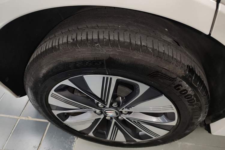 Used Buick E5 2025 Model 620KM Prestige Edition Right Rear Wheel Hub