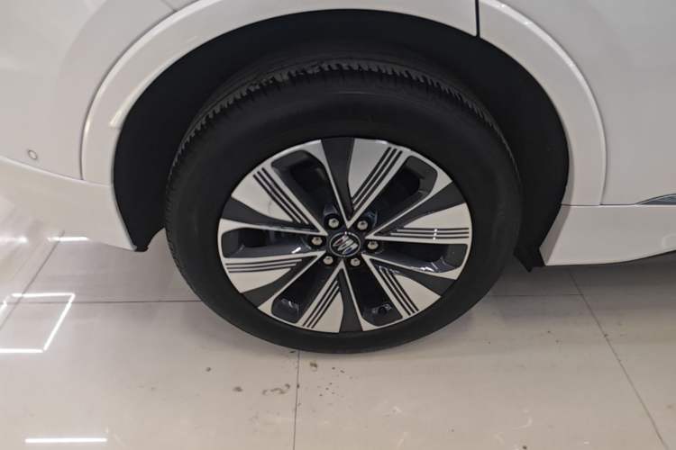 Used Buick E5 2025 Model 545KM Smart Enjoyment Edition Right Rear Wheel Hub