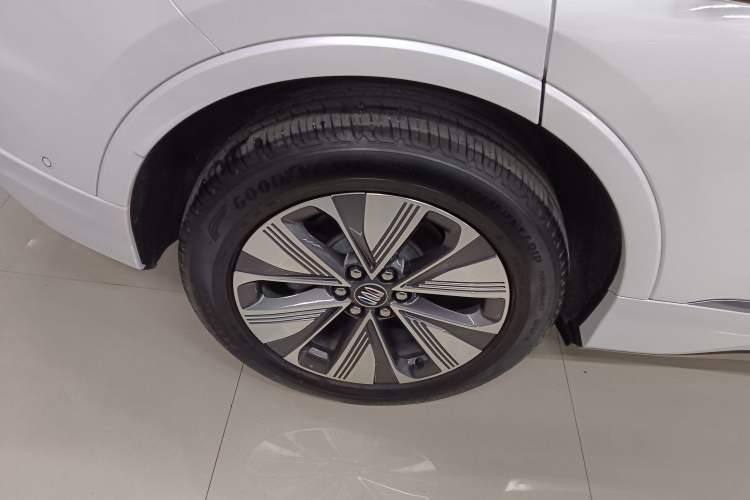 Used Buick E5 2025 Model 620KM Prestige Edition Right Rear Wheel Hub