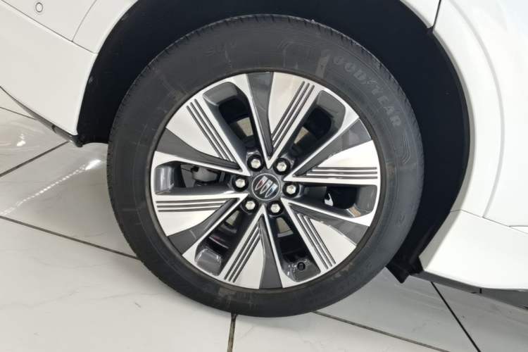 Used Buick E5 2025 Model 620KM Prestige Edition Right Rear Wheel Hub