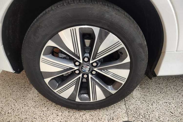 Used Buick E5 2025 Model 620KM Prestige Edition Right Rear Wheel Hub