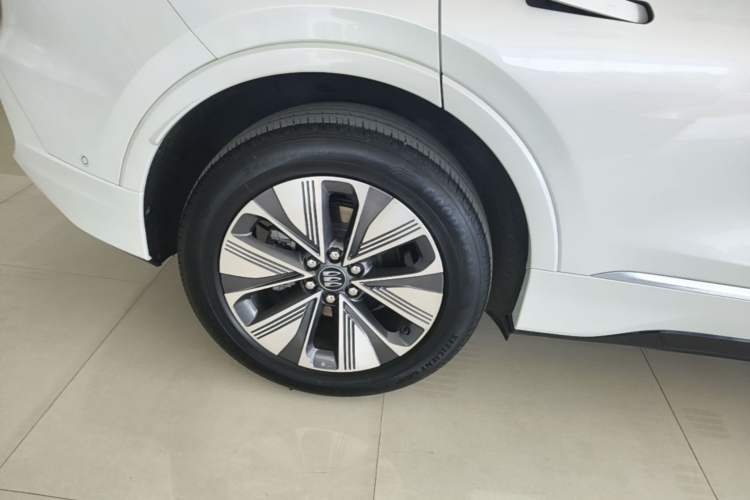 Used Buick E5 2025 Model 620KM Prestige Edition Right Rear Wheel Hub