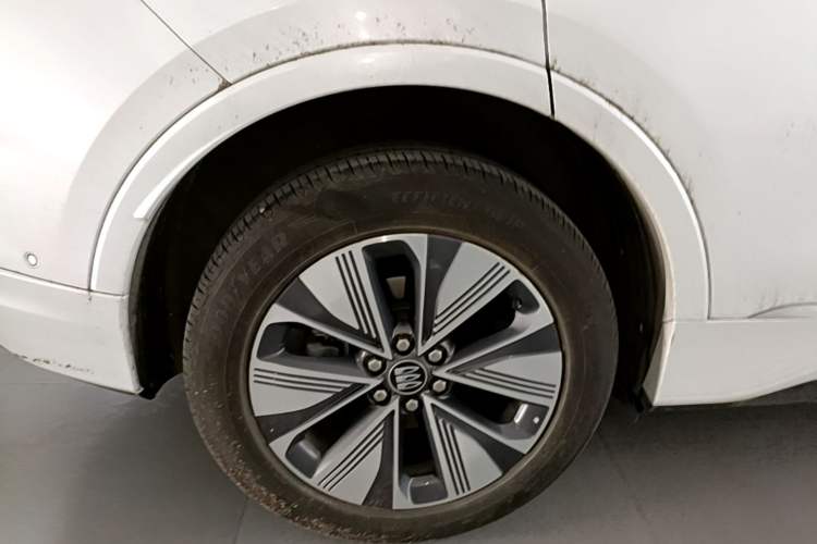 Used Buick E5 2025 Model 620KM Prestige Edition Right Rear Wheel Hub