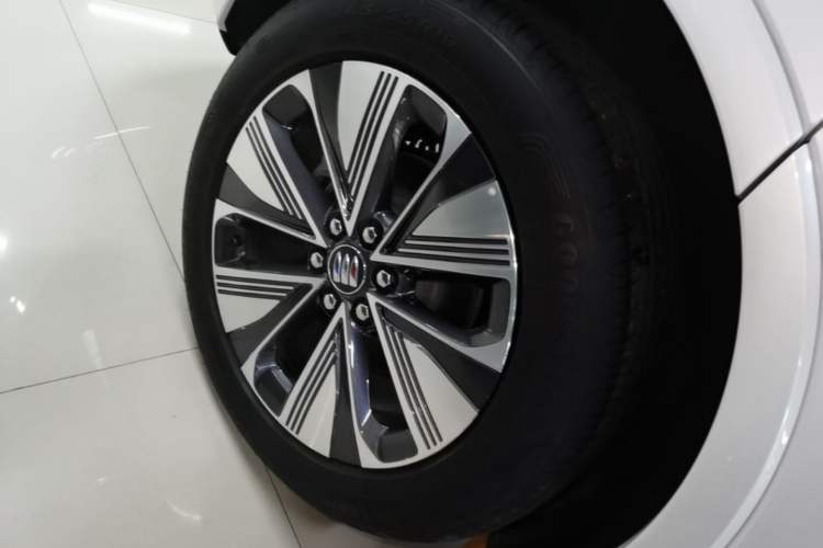 Used Buick E5 2025 Model 620KM Prestige Edition Right Rear Wheel Hub