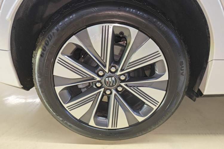 Used Buick E5 2025 Model 620KM Prestige Edition Right Rear Wheel Hub
