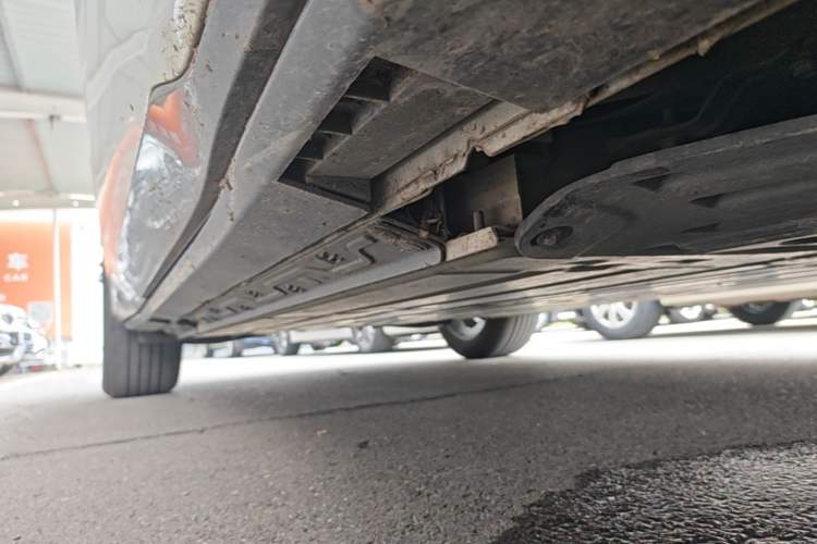 Used Buick E5 2025 Model 620KM Prestige Edition Right Side Sill