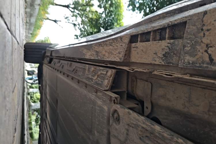 Used Buick E5 2025 Model 620KM Prestige Edition Right Side Sill