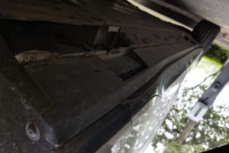 Used Buick E5 2025 Model 620KM Prestige Edition Right Side Sill