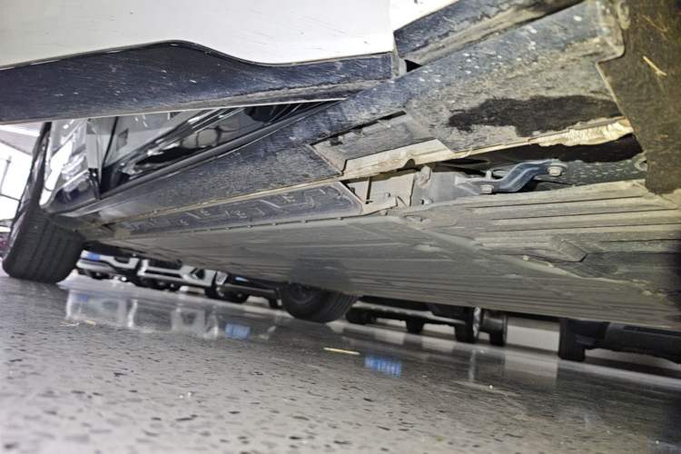 Used Buick E5 2025 Model 620KM Prestige Edition Right Side Sill