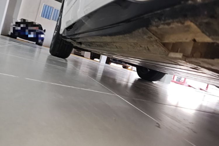 Used Buick E5 2025 Model 620KM Prestige Edition Right Side Sill