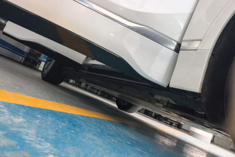 Used Buick E5 2025 Model 620KM Prestige Edition Right Side Sill