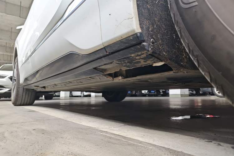 Used Buick E5 2025 Model 620KM Prestige Edition Right Side Sill