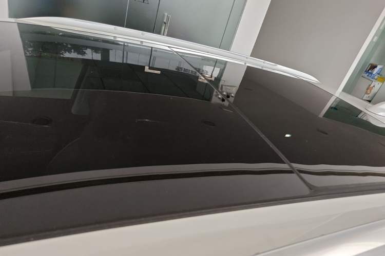 Used Buick E5 2025 Model 620KM Prestige Edition Roof
