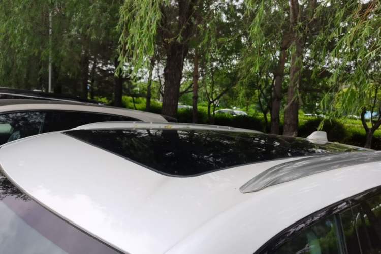 Used Buick E5 2025 Model 620KM Prestige Edition Roof