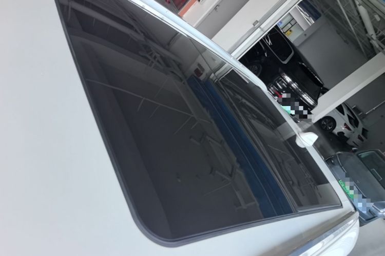 Used Buick E5 2025 Model 620KM Prestige Edition Roof