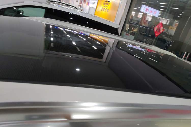 Used Buick E5 2025 Model 620KM Prestige Edition Roof