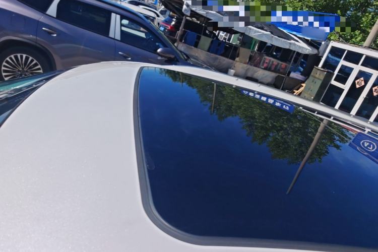 Used Buick E5 2025 Model 620KM Prestige Edition Roof