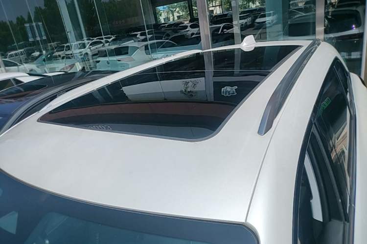 Used Buick E5 2025 Model 620KM Prestige Edition Roof