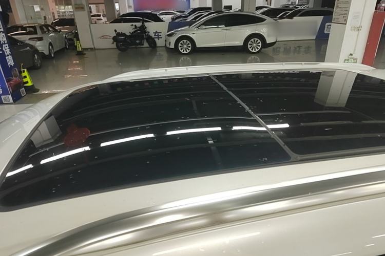 Used Buick E5 2025 Model 620KM Prestige Edition Roof
