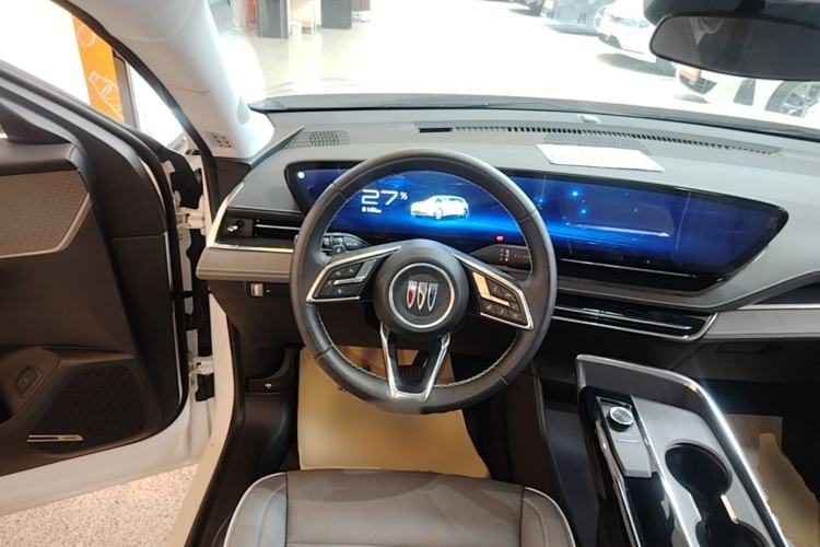 Used Buick E5 2025 Model 620KM Prestige Edition Steering Wheel