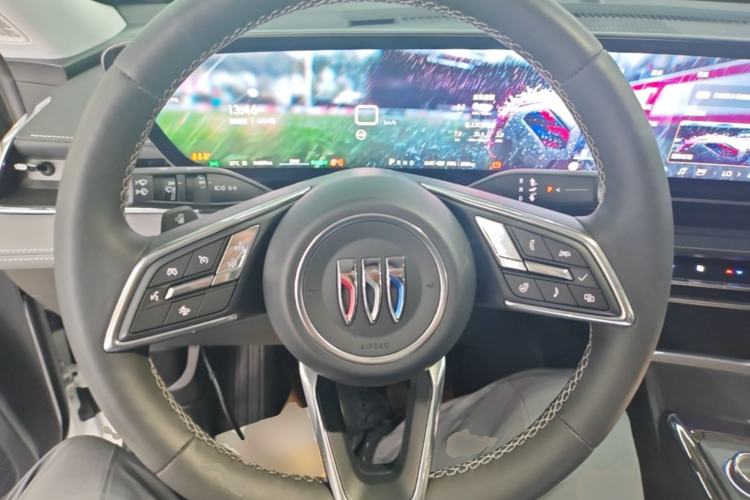 Used Buick E5 2025 Model 620KM Prestige Edition Steering Wheel